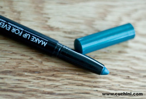 makeupforever-aquamatic-Iridescent-Turquoise (3 of 4) copy